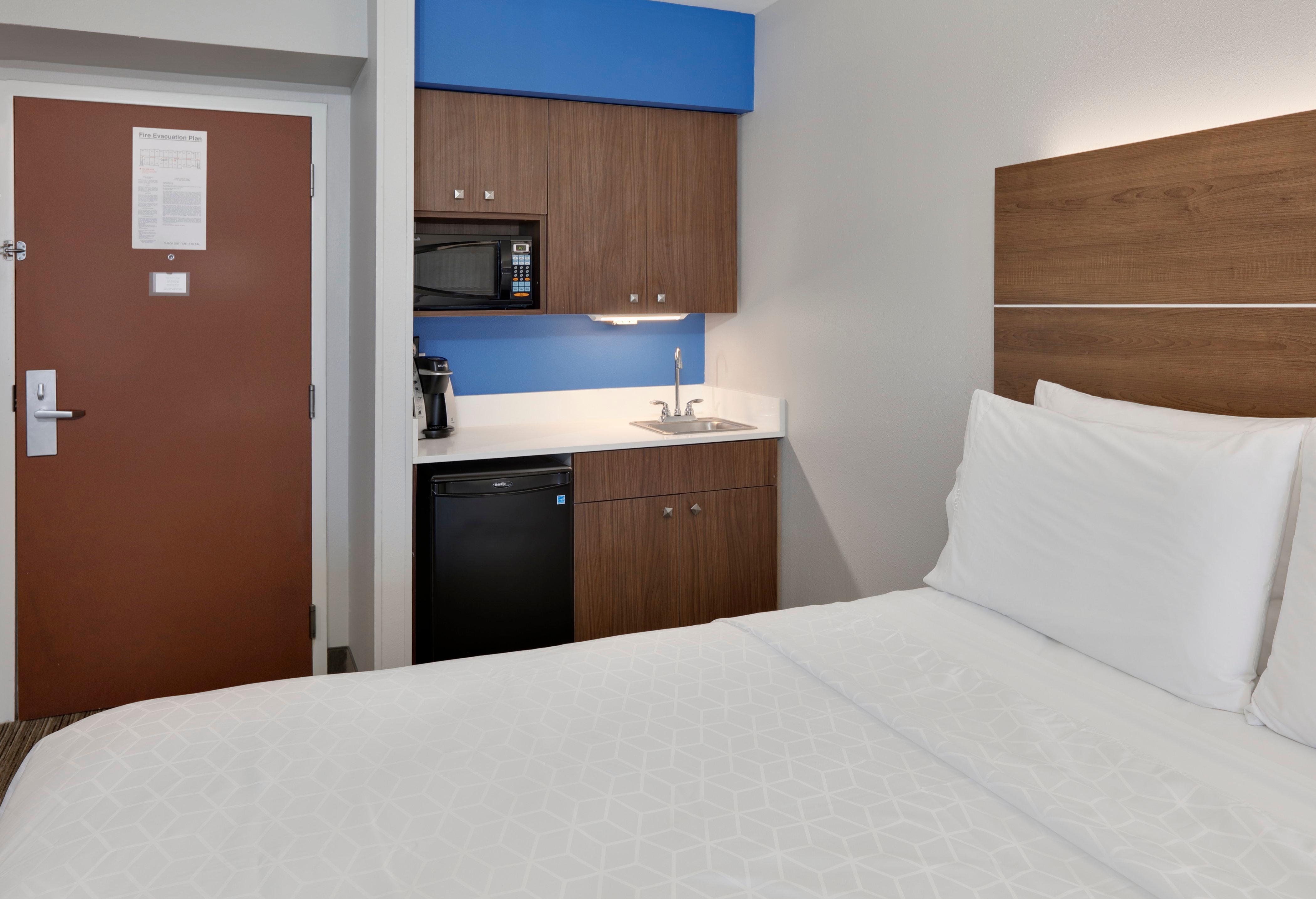 Holiday Inn Express & Suites Irving Conv Ctr - Las Colinas By Ihg Exterior foto