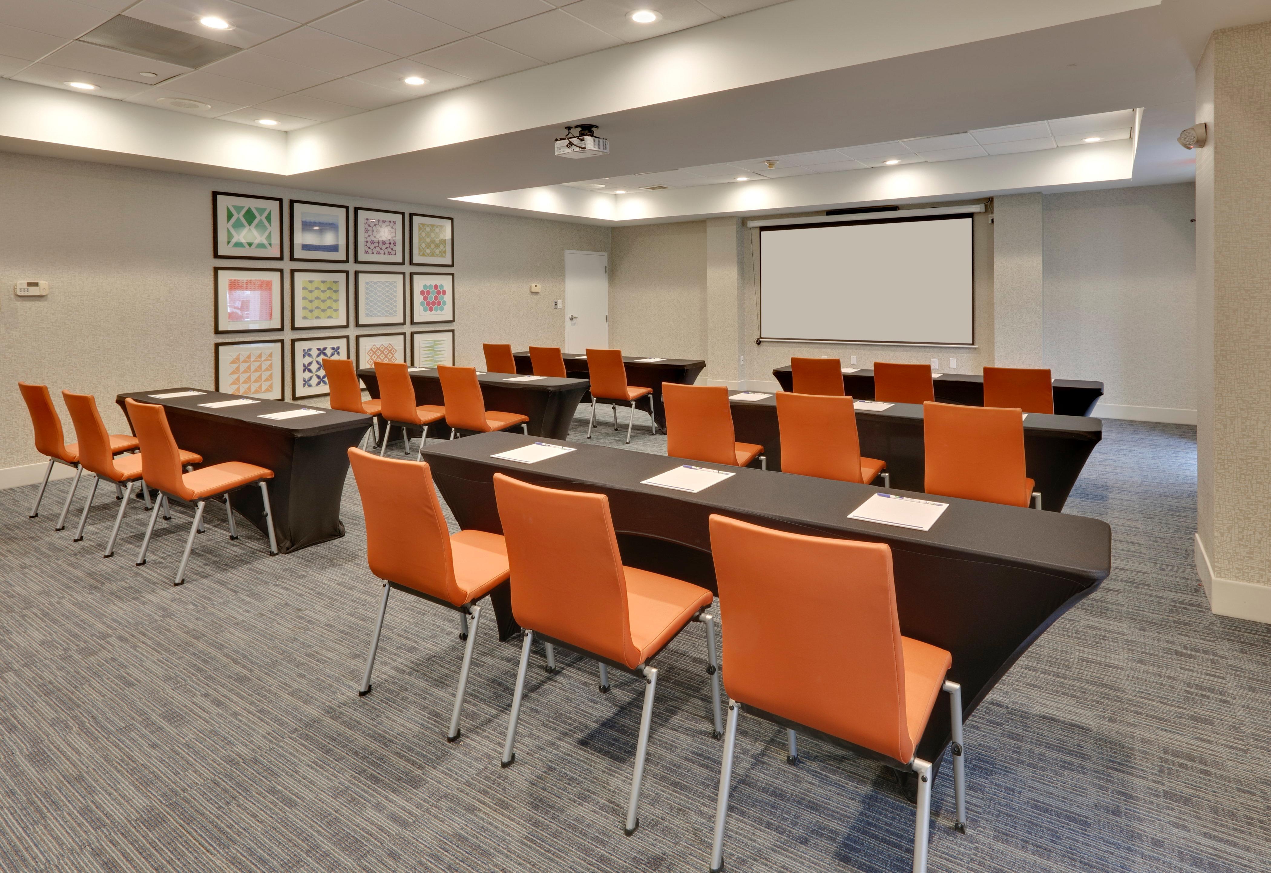 Holiday Inn Express & Suites Irving Conv Ctr - Las Colinas By Ihg Exterior foto