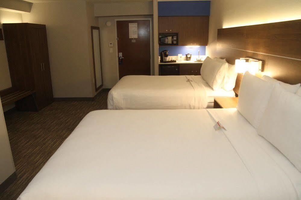 Holiday Inn Express & Suites Irving Conv Ctr - Las Colinas By Ihg Exterior foto