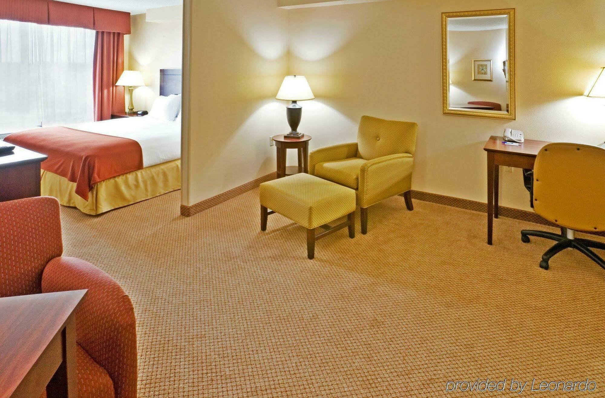 Holiday Inn Express & Suites Irving Conv Ctr - Las Colinas By Ihg Exterior foto